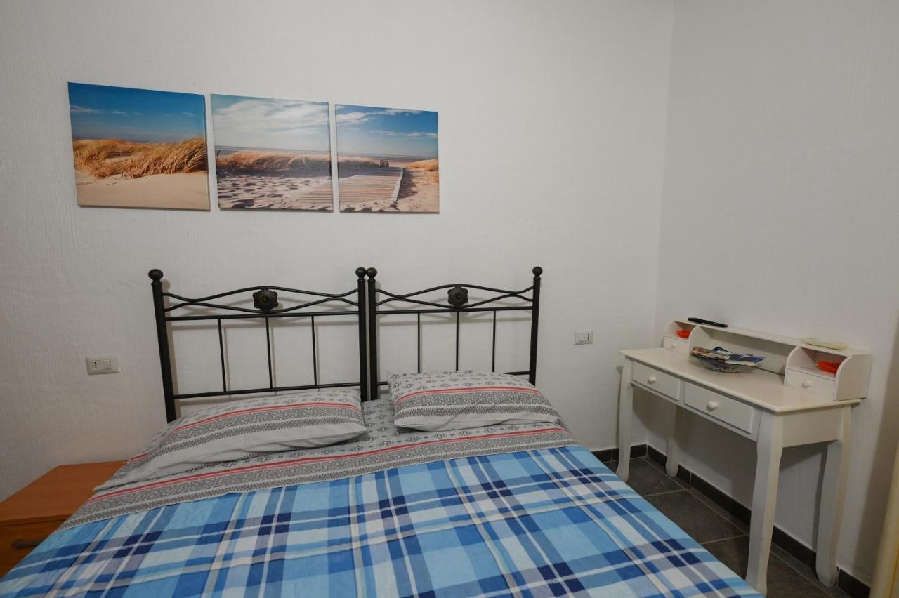 Triei B&B Su Neulagi المظهر الخارجي الصورة