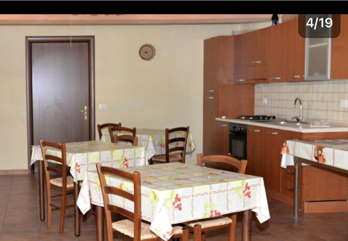 Triei B&B Su Neulagi المظهر الخارجي الصورة